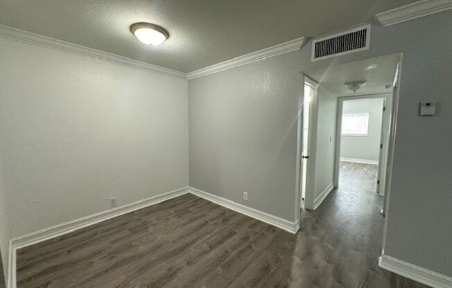 2 beds, 2 baths, 900 sqft, $1,995, Unit 206