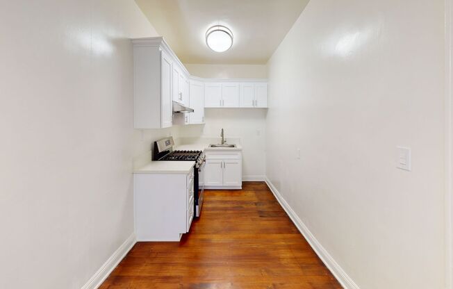 15Th - 2731 W. 15th Apts.