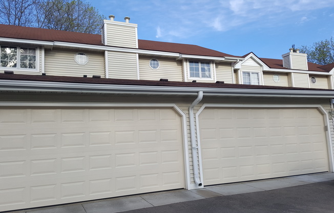 4159 Maureen Drive NE
