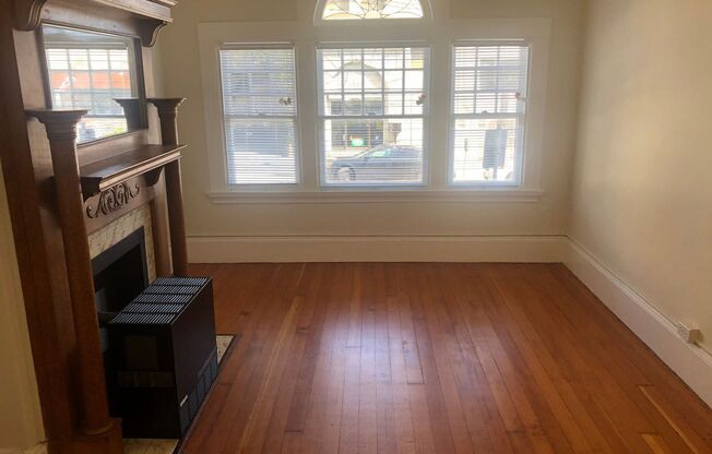 NOPA**Nice 3 Bedroom, 2 Bath**Hardwood**Stainless Steel**Laundry***Shared Yard**Open Tues**4:30-5:30**
