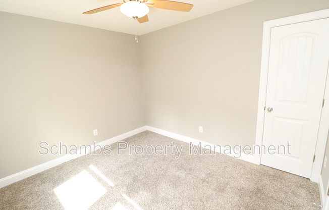 1428 PROVIDENCE GRN LN
