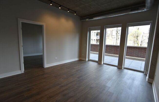 1 bed, 1 bath, 642 sqft, $3,160, Unit 3833-218