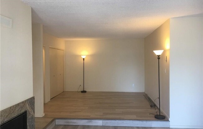 2 beds, 2 baths, 1,473 sqft, $4,200, Unit 212