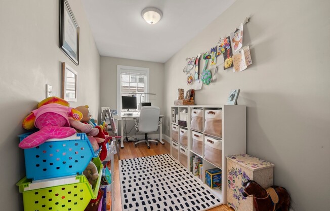 3 beds, 2.5 baths, 1,757 sqft, $4,500, Unit 3