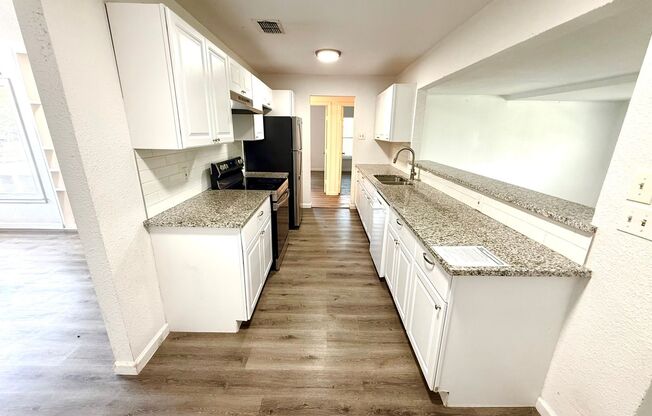 307 HARTLINE DR