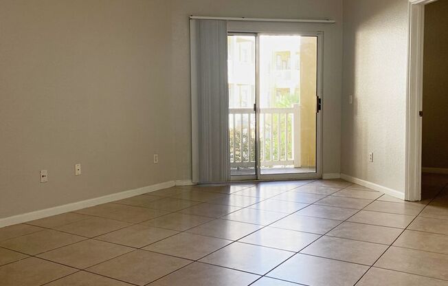 2 beds, 2 baths, $1,850, Unit Unit 240