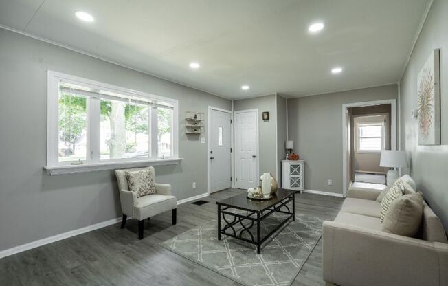 3310 N 82 ST