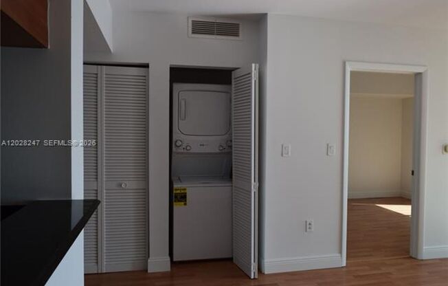 2 beds, 2 baths, $3,800, Unit # 2310