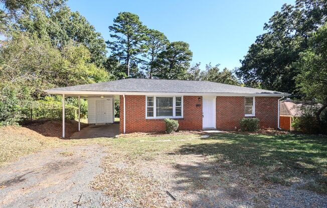 Newly renovated Ranch style 3 bedroom 1 bath home . Located near N. Graham St