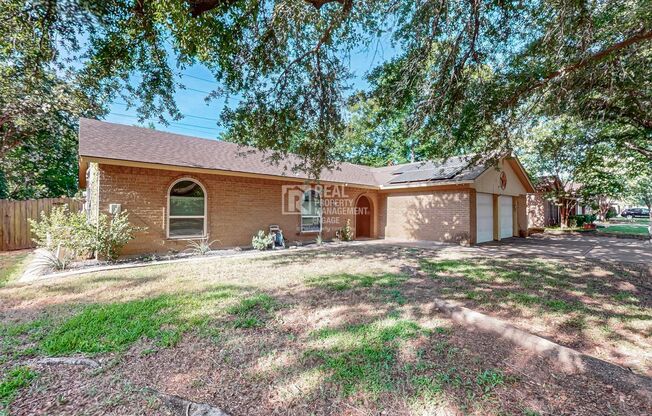 4 bedroom Single-Story Home in Bedford Available for Rent