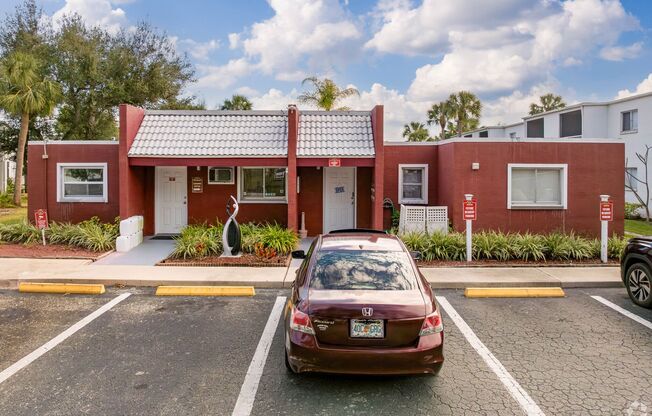 2 beds, 1 bath, 780 sqft, $1,450, Unit 56