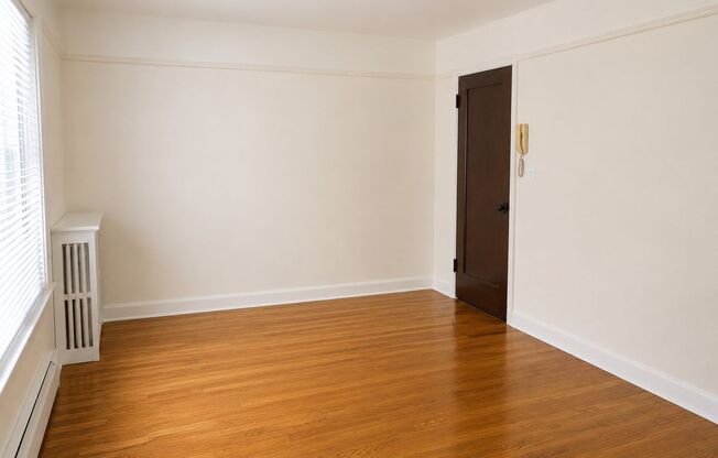 Studio, 1 bath, 500 sqft, $1,395, Unit 0301