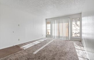 2 beds, 1 bath, $1,095