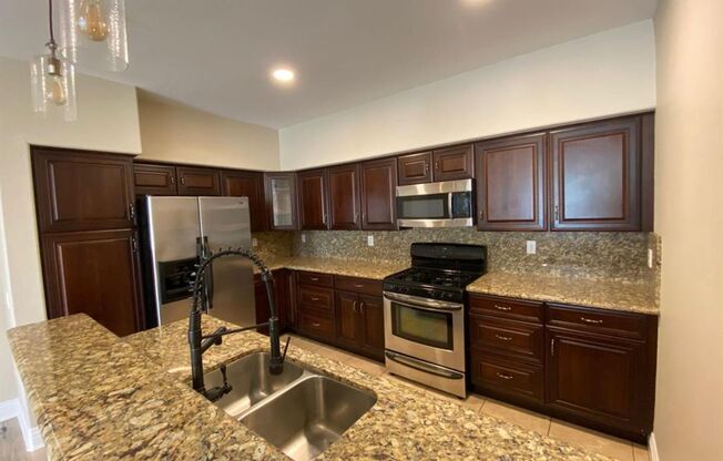 Beautiful 2-bedroom, 2-bath in the heart of Carmel Valley