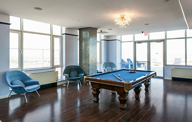 1 bed, 1 bath, $4,700, Unit 5E