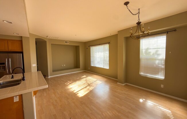 1280 Haglar Way #6