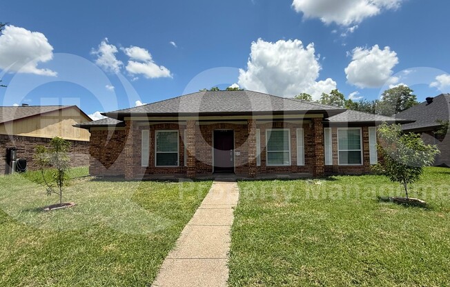 2438 KIMBERLY DR