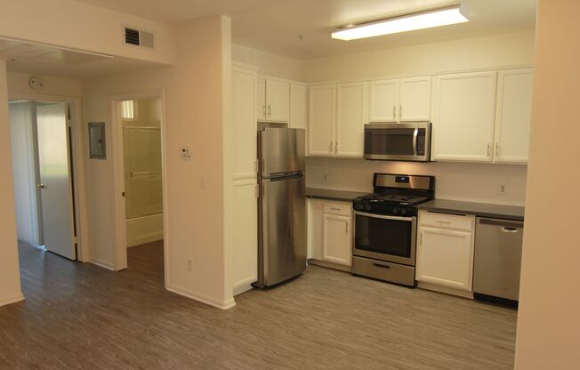 1 bed, 1 bath, 505 sqft, $2,295