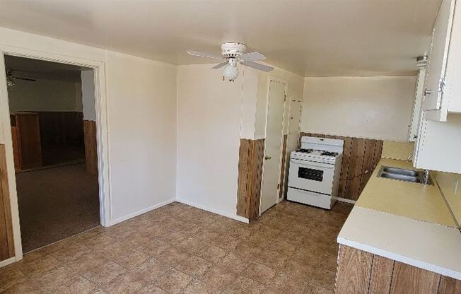 901 W. 14th St