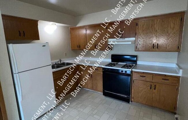 6413 LAYTON ST