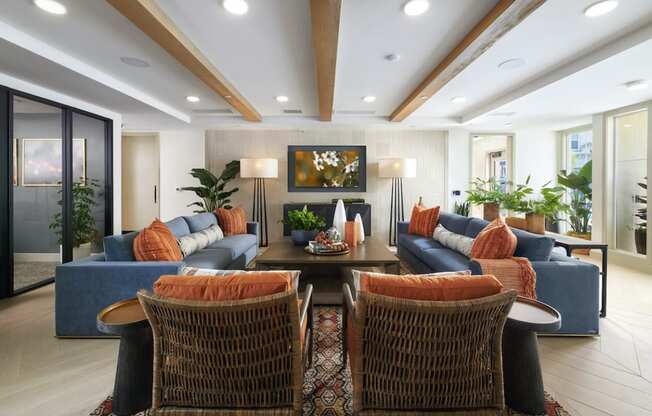 Lincoln Village Apartment Homes in Riverside California