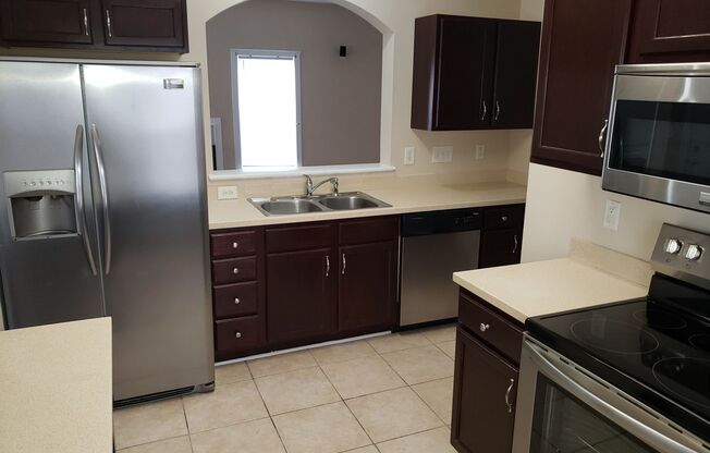 Charming 3 bed 2.5 bath Home in Huntersville!