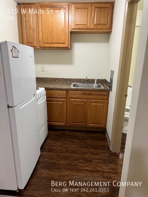 319 W Main St