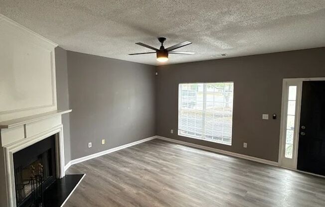 Cozy & Spacious 3BR 2 Bath Home in Lithonia! ***Apply NOW and Get your FREE FIRST MONTH RENT***