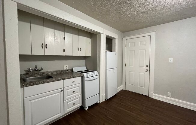 Lascelle Studio Suites