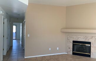 9101 9115 E ESPERANZA DR