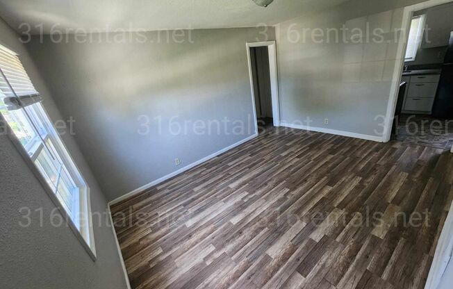 $995 - 3 bedroom / 1 bathroom - Single Family Home
