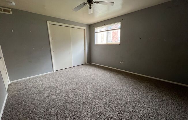 2 beds, 1 bath, $1,395, Unit #1