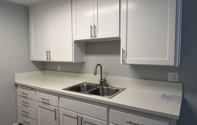 1 bed, 1 bath, 688 sqft, $2,355, Unit 0249