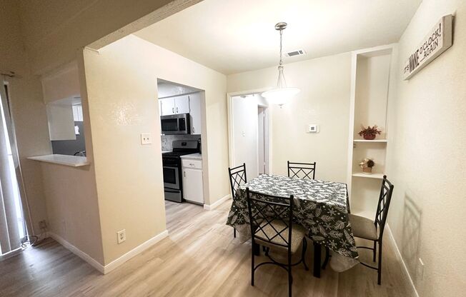 2 bed 1 bath on Emerald Forest