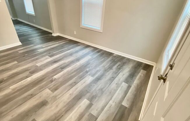 8405 Short St. | 2 BD 1 BATH