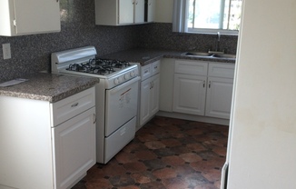 Valencia - La Paz Apartments