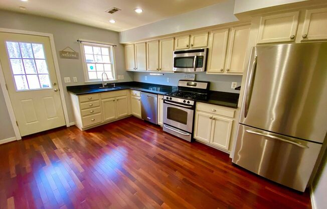Beautiful 2-Bedroom Fells Point Home ~ One Block from Patterson Park!