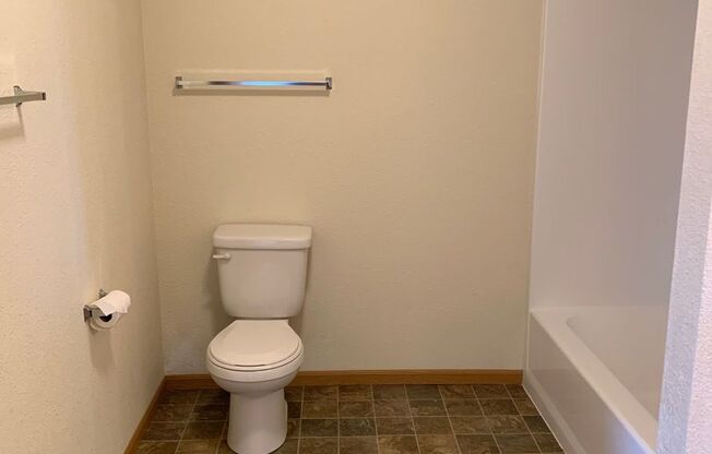 2 beds, 2 baths, 982 sqft, $1,245, Unit 627-203