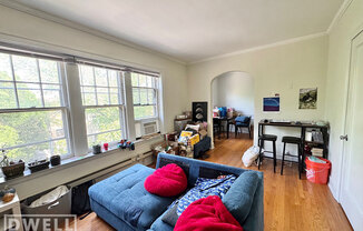 2147 N Fremont St