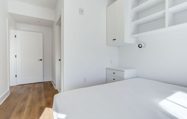 1 bed, 1 bath, 110 sqft, $1,490