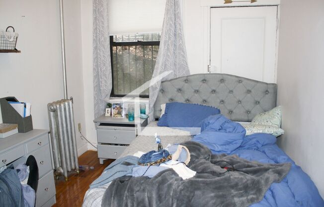 Great Deal for 9/1! 4-bed, 1-bath Apt Near Public Transportation