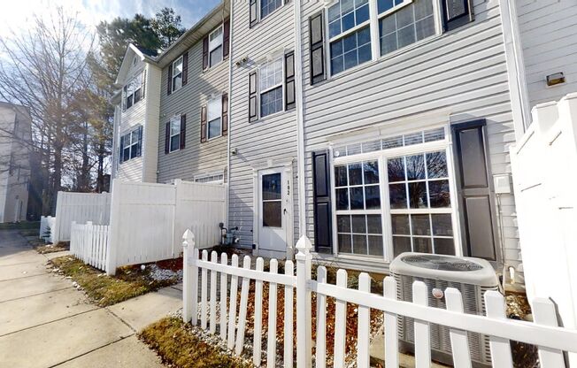 Townhome | Hard Surface Floors Through-Out The Home | Washer/ Dryer Included |Assigned Parking | Community Pool