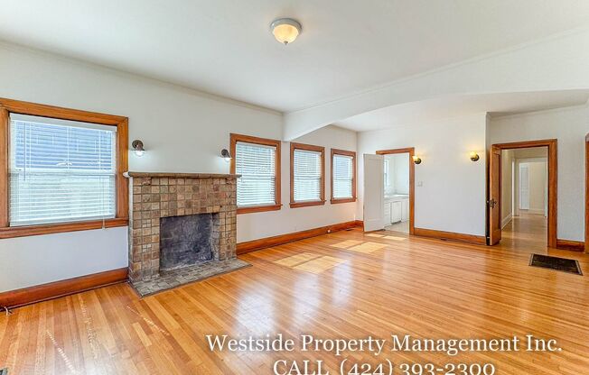 1317 1/2 N STANLEY AVE