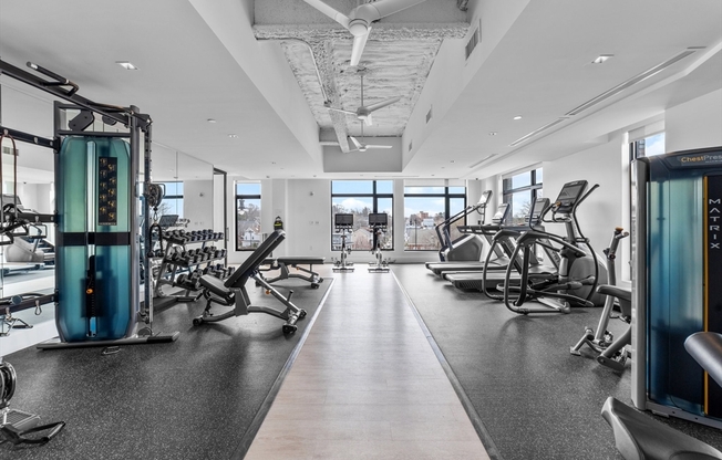 Studio, 1 bath, 531 sqft, $2,800, Unit 617