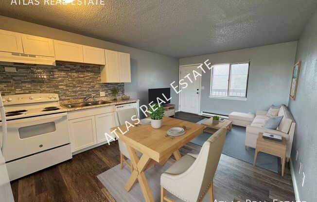 1 bed, 1 bath, 660 sqft, $975