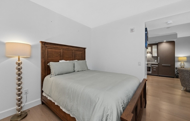 1 bed, 1 bath, 572 sqft, $3,699, Unit 5L