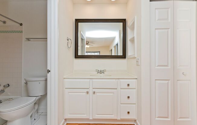 1 bed, 1 bath, $1,425, Unit 413