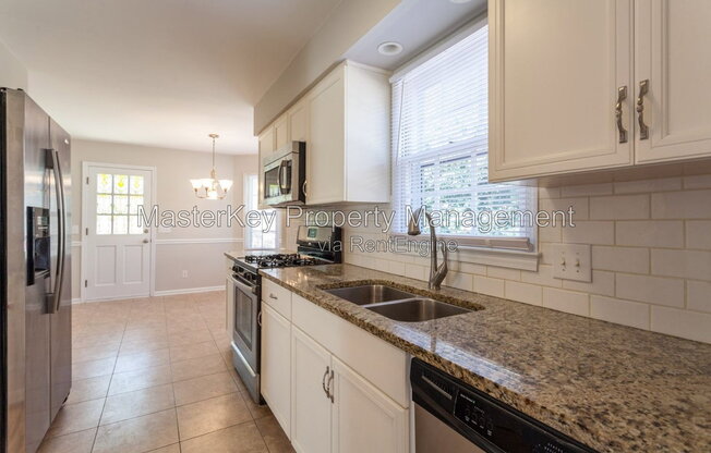 702 BUCKINGHAM RD