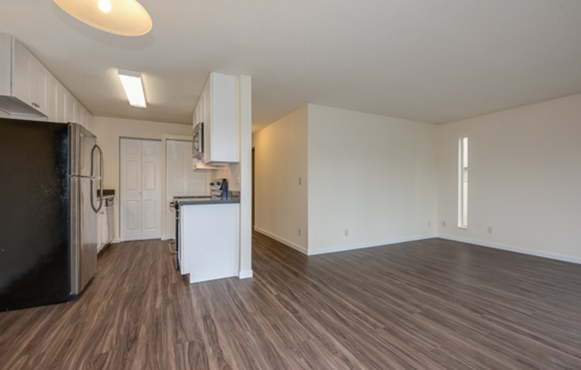 2034 Minor Apartments