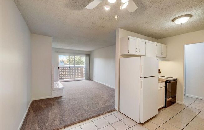 1 bed, 1 bath, 605 sqft, $1,550, Unit C306
